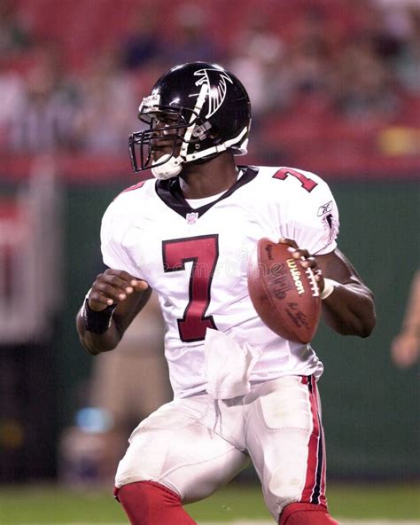 Michael Vick Atlanta Falcons Editorial Stock Image - Image of football ...