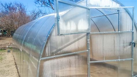 8 Reasons To Use Polycarbonate Sheets For Greenhouse - Garden For Indoor