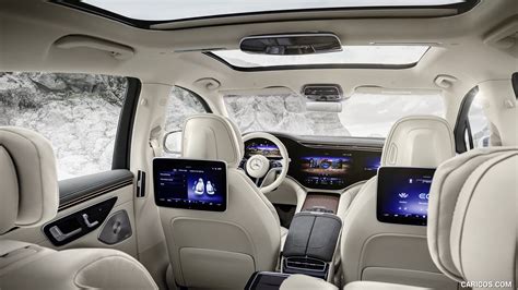 2023 Mercedes-Benz EQS SUV - Interior | Caricos