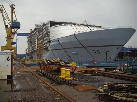 File:MS Oasis of the Seas.JPG - Wikipedia