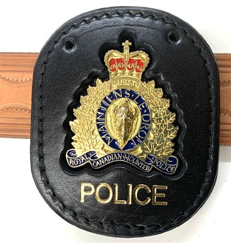 RCMP Crest Badge Carrier # 2--INCLUDES Badge – Gray Jay Leather