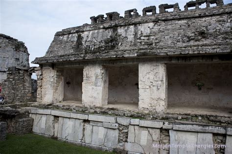 Palenque Mayan Temple in Chiapas, Mexico - photo gallery, images ...