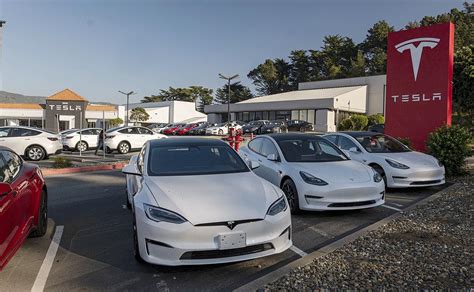 Tesla captures U.S. luxury crown | Automotive News