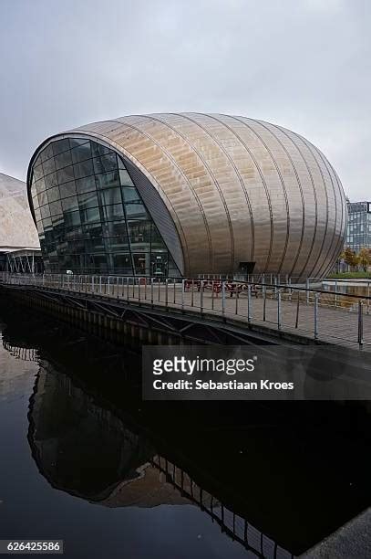 152 The Science Museum Imax Cinema Stock Photos, High-Res Pictures, and ...