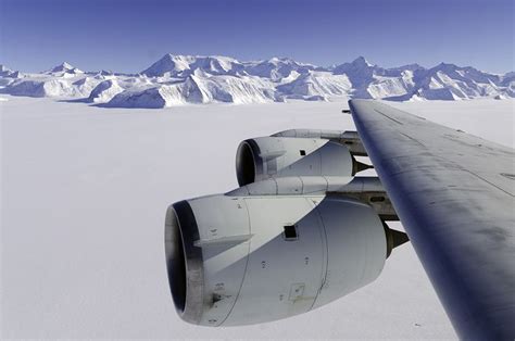 Mount Vinson: Antarctica's Highest Mountain | Antarctica, Nasa images ...