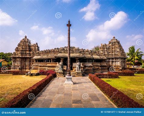 Veera Narayana temple stock image. Image of life, complex - 137081477