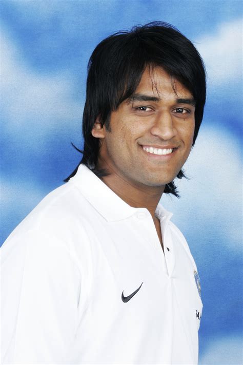 Dhoni's hairstyle over the years