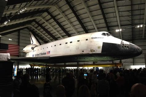 Space Shuttle Endeavour: History, Interesting Facts & How to Visit ⋆ ...