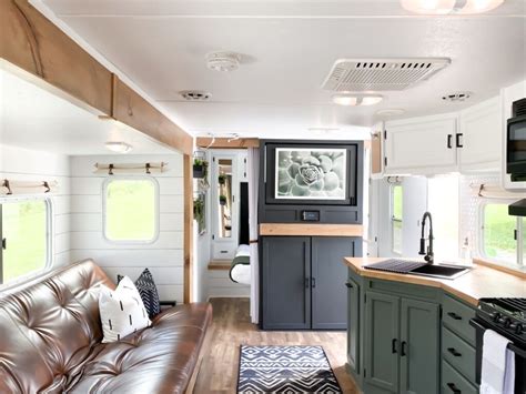 Meet The Queen Of RV Renovations: The Happy Glamper