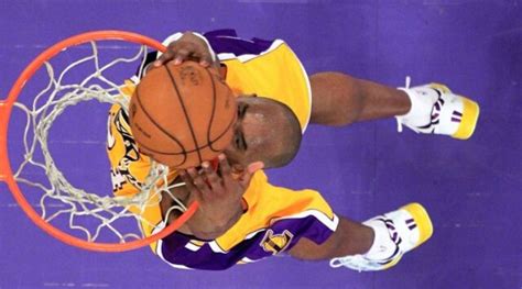 The Kobe Bryant shot that wouldn’t fade away — his Fadeaway ...