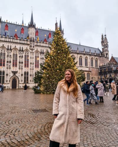 Visiting the Christmas Market in Bruges | KIPAMOJO