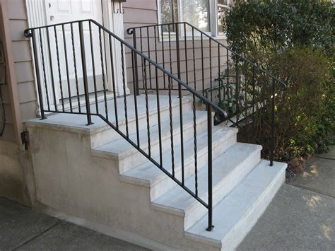 PRECAST CONCRETE STEPS - Totowa Concrete Products