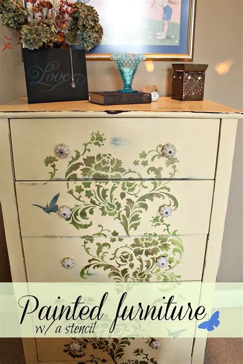 How to stencil on furniture - Debbiedoo's