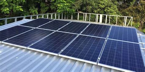 Can You Put Solar Panels on a Metal Roof? | How To Install Solar Panels ...