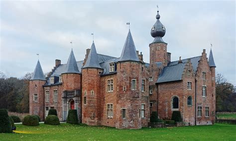 Best castles in Belgium