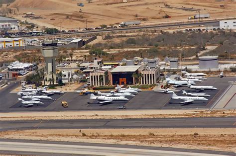 Los Cabos International Airport (SJD)