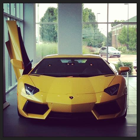 Stunning yellow Lamborghini Aventador | Sports car, Lamborghini ...