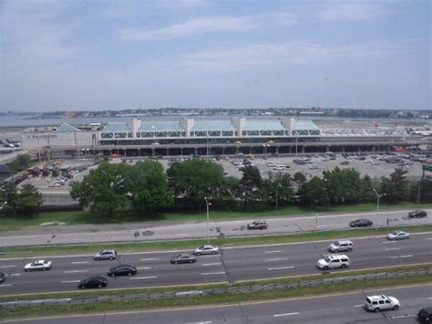 Car Rental Laguardia Airport - Compare rates and enjoy the savings!