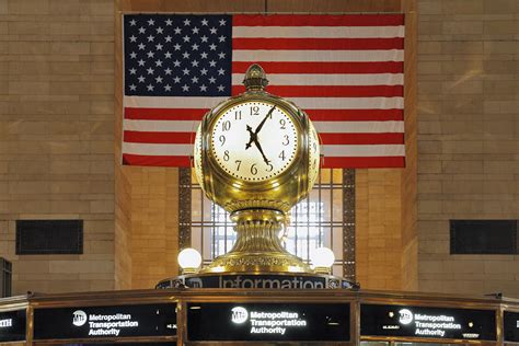 Grand Central Station Clock, Nyc Digital Art by Riccardo Spila