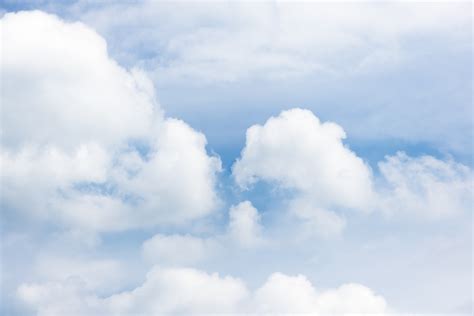 Blue Sky With White Clouds Images : Blue Sky With Fluffy White Clouds ...