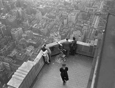 View from the Top of the Empire State Building / 1947 : r/TheWayWeWere