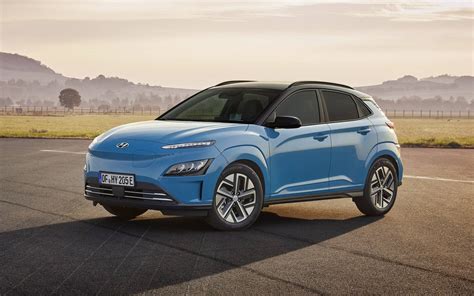 2022 Hyundai Kona EV Review - GearOpen.com