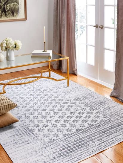 Wayfair Is Having a Huge Winter Sale, and Rugs Are Up to 70% Off