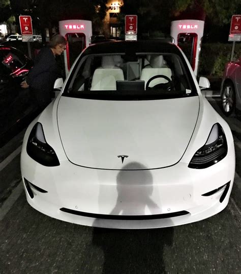 Tesla Model 3 with white interior option spotted ahead of Fall availability