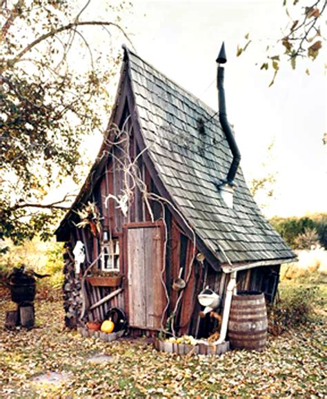 Rustic recycled small buildings in Minnesota