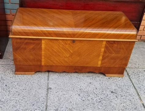 SOLD. Lane Waterfall Cedar Chest, with original key, $235. | Mom N Pop ...