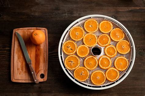 How To Dehydrate Oranges: Slices And Sections