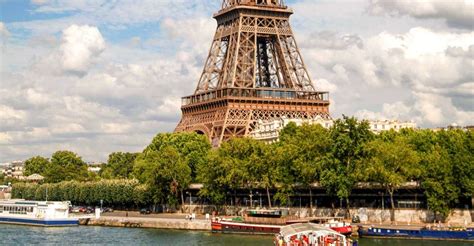 Paris: Eiffel Tower Access & Seine River Cruise