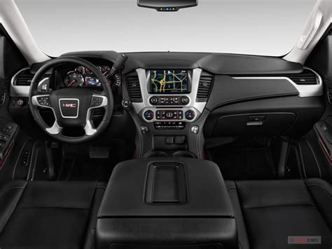 2018 GMC Yukon Interior | U.S. News & World Report