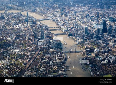 London city hall aerial hi-res stock photography and images - Alamy