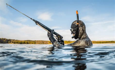 32 Must-Know Spearfishing Tips (For Beginners to Advanced)