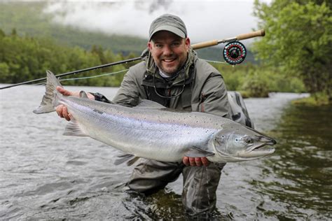 Norway Salmon Fishing - Aardvark McLeod