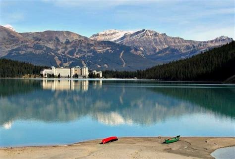 Hiking in Lake Louise: A Guide to the BEST Trails & Day Hikes