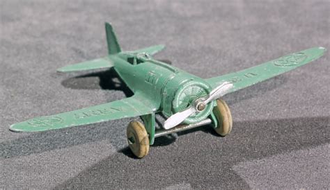 Old Antique Toys: Vintage Old Metal Toy Airplanes