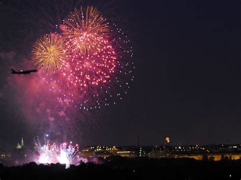 Photo Gallery: Fireworks on the National Mall | National Mall Coalition