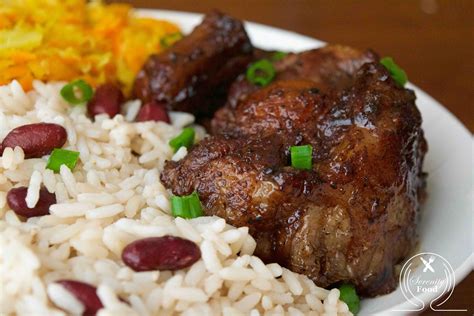 Jamaican Oxtail (Pressure Cooker Method) - Serenity Food