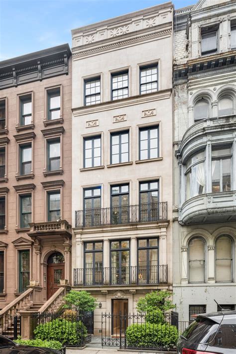 Townhouse, Exterior - Pembrooke & Ives | New york townhouse, Townhouse ...