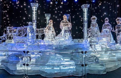 ICE at Gaylord Palms - Christmas Tradition in Orlando, Florida.