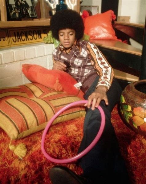 michael-jackson-childhood-photos-13 | Young michael jackson, Michael ...