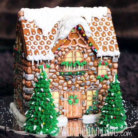 10 Gingerbread Houses for National Gingerbread House Day | Random Acts ...