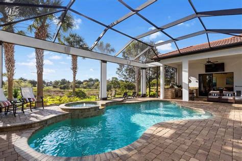 Sarasota Pool Homes For Sale | Sarasota Homes With Pools