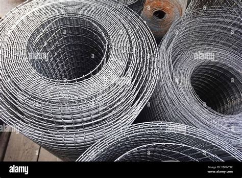 Roll of metal mesh Stock Photo - Alamy