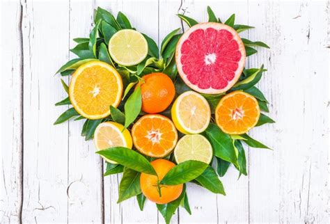 The Benefits of Citrus Fruits During the Winter | Vitacost Blog