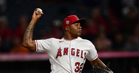 Report: Raisel Iglesias, Angels Agree to 4-year, $58M Contract | News ...