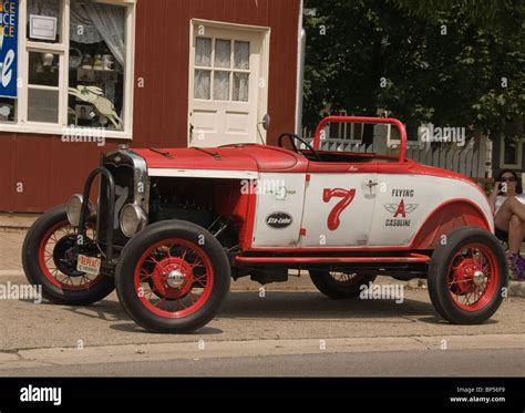 Vintage race car hi-res stock photography and images - Alamy