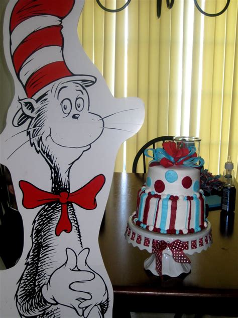 Our Life with Two: Dr Seuss Party Decor